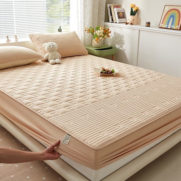 91家纺网 家纺一手货源 找家纺 盛眠家纺 2025新款A类水洗棉磨毛夹棉防水床笠 爱巢-卡其