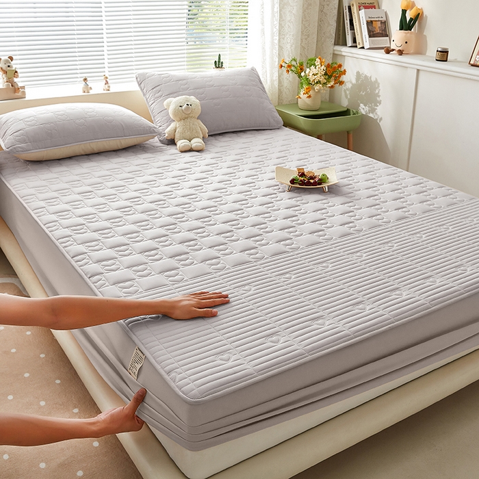 91家纺网 家纺一手货源 找家纺 盛眠家纺 2025新款A类水洗棉磨毛夹棉防水床笠 爱巢-米灰