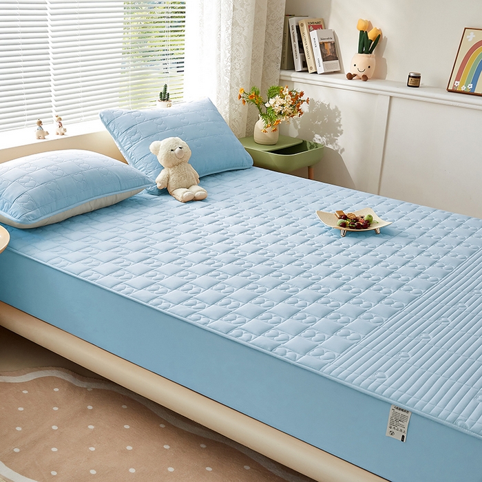 91家纺网 家纺一手货源 找家纺 盛眠家纺 2025新款A类水洗棉磨毛夹棉防水床笠 爱巢-浅蓝