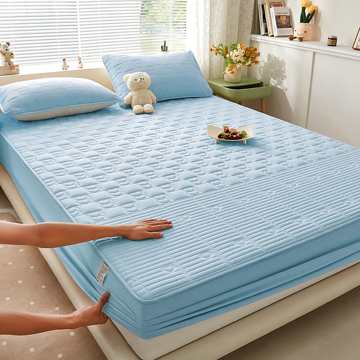 91家纺网 家纺一手货源 找家纺 盛眠家纺 2025新款A类水洗棉磨毛夹棉防水床笠 爱巢-浅蓝