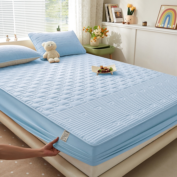 91家纺网 家纺一手货源 找家纺 盛眠家纺 2025新款A类水洗棉磨毛夹棉防水床笠 爱巢-浅蓝