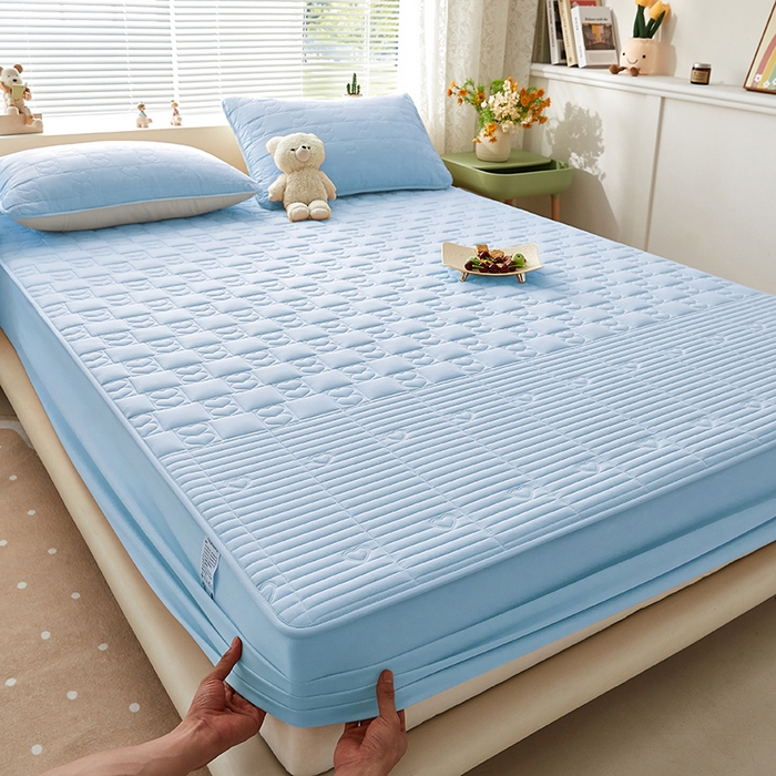 91家纺网 家纺一手货源 找家纺 盛眠家纺 2025新款A类水洗棉磨毛夹棉防水床笠 爱巢-浅蓝