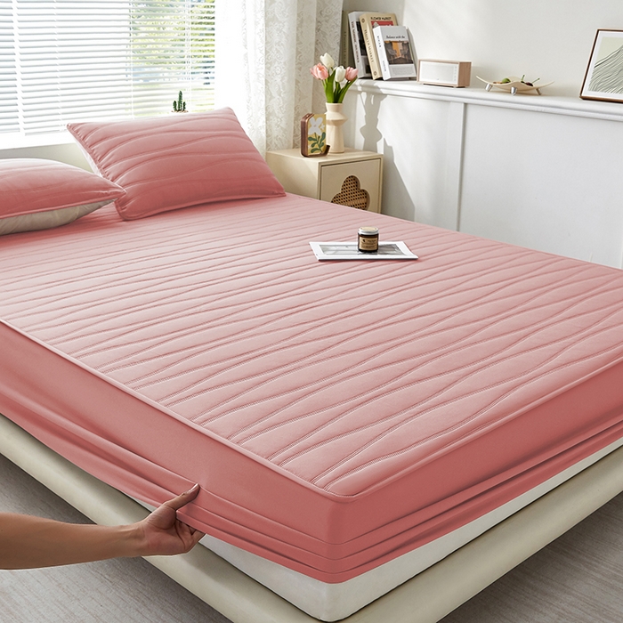 91家纺网 家纺一手货源 找家纺 盛眠家纺 2025新款A类水洗棉磨毛夹棉防水床笠 若水-粉红