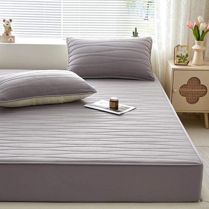 91家纺网 家纺一手货源 找家纺 盛眠家纺 2025新款A类水洗棉磨毛夹棉防水床笠 若水-灰色