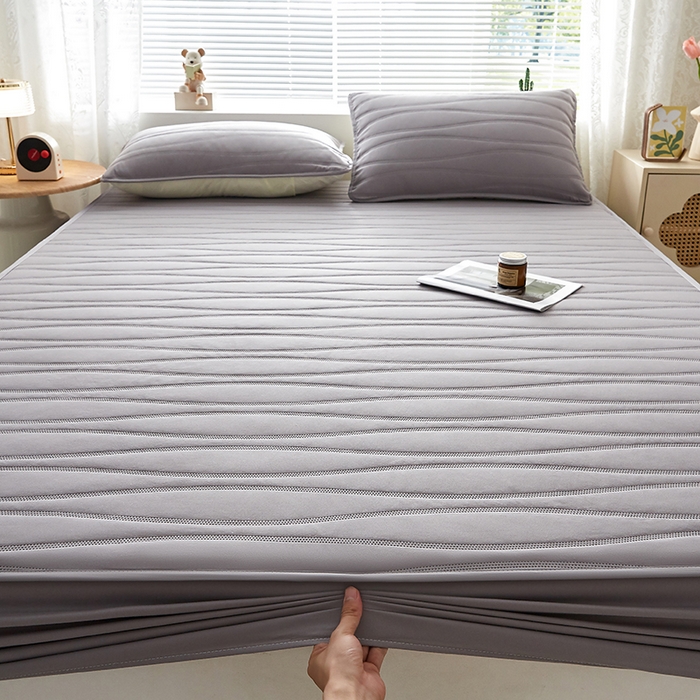 91家纺网 家纺一手货源 找家纺 盛眠家纺 2025新款A类水洗棉磨毛夹棉防水床笠 若水-灰色