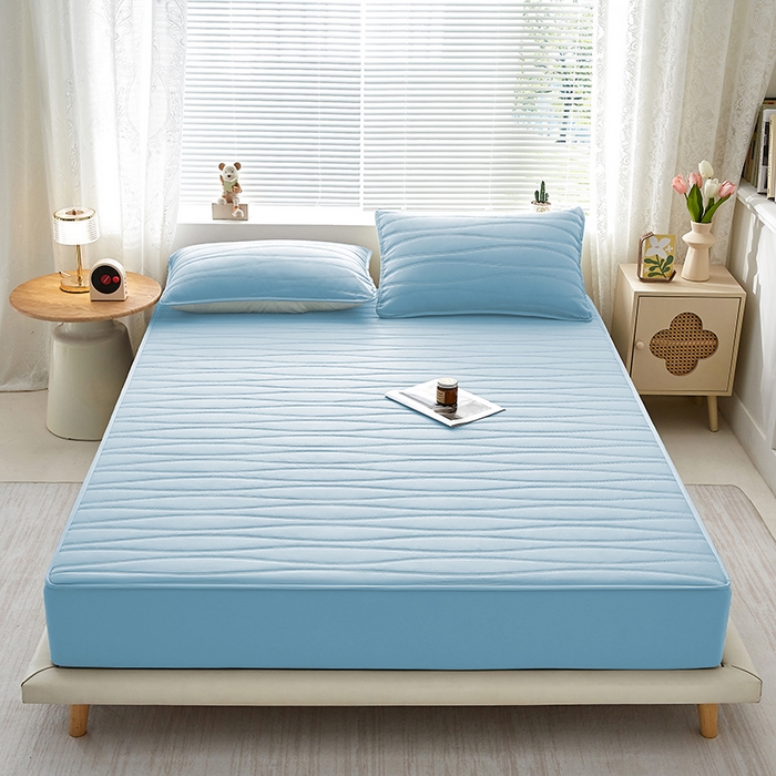 91家纺网 家纺一手货源 找家纺 盛眠家纺 2025新款A类水洗棉磨毛夹棉防水床笠 若水-浅蓝