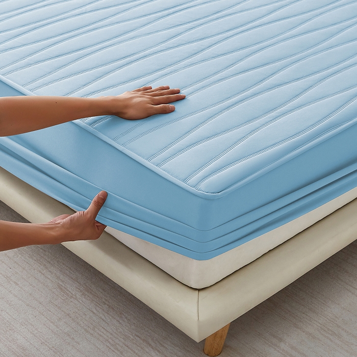 91家纺网 家纺一手货源 找家纺 盛眠家纺 2025新款A类水洗棉磨毛夹棉防水床笠 若水-浅蓝