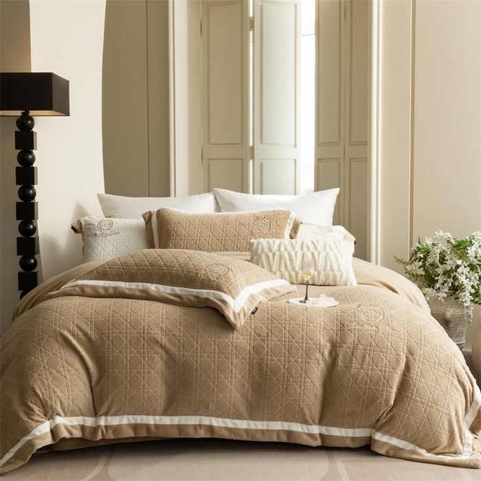 91家纺网 家纺一手货源 找家纺 （总）馨蕊家居 2025新款秋冬轻奢煦暖绒系列四件套-绒拾梦