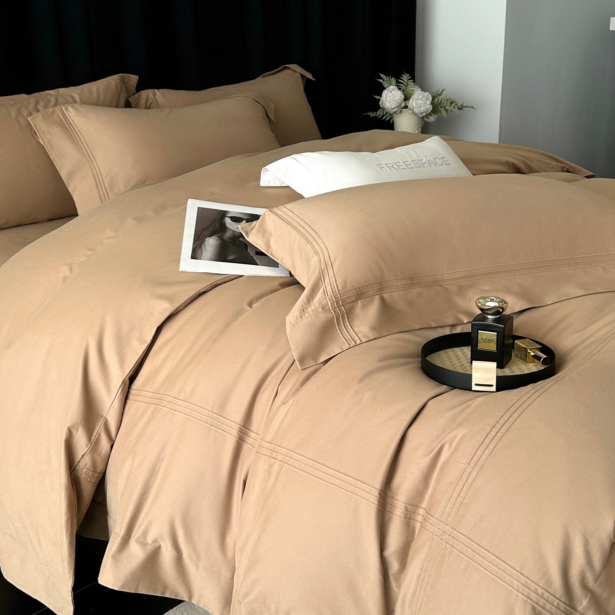 91家纺网 家纺一手货源 找家纺 时亿家居 2025秋冬新款简约100支长绒棉全棉纯棉磨毛四件套-波士顿 波士顿-咖色