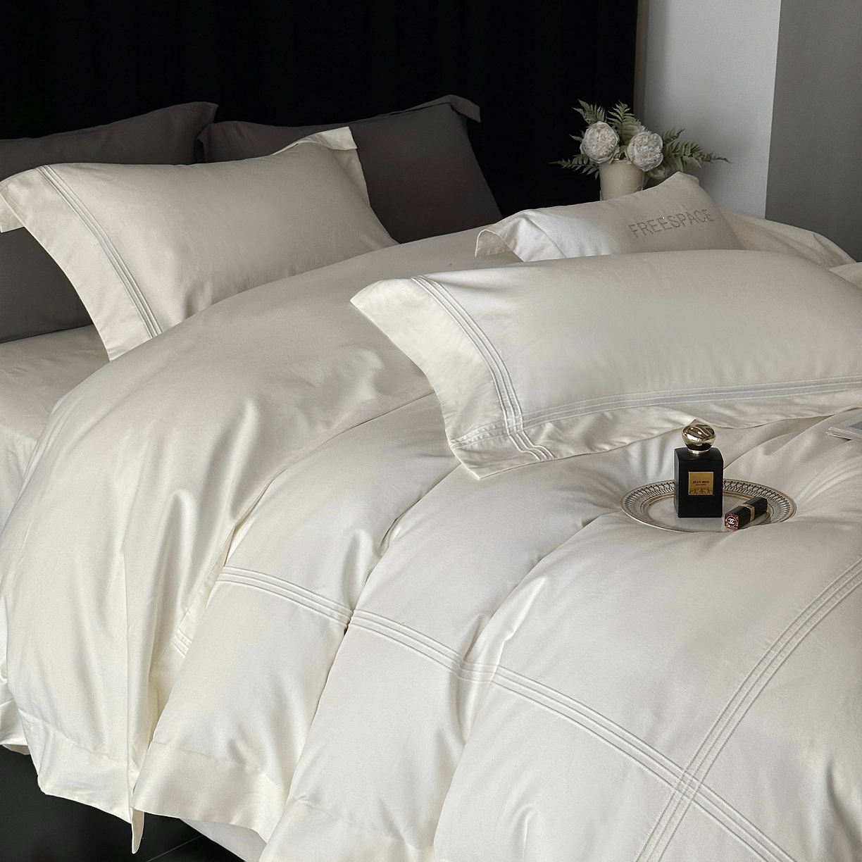 91家纺网 家纺一手货源 找家纺 时亿家居 2025秋冬新款简约100支长绒棉全棉纯棉磨毛四件套-波士顿 波士顿-奶白