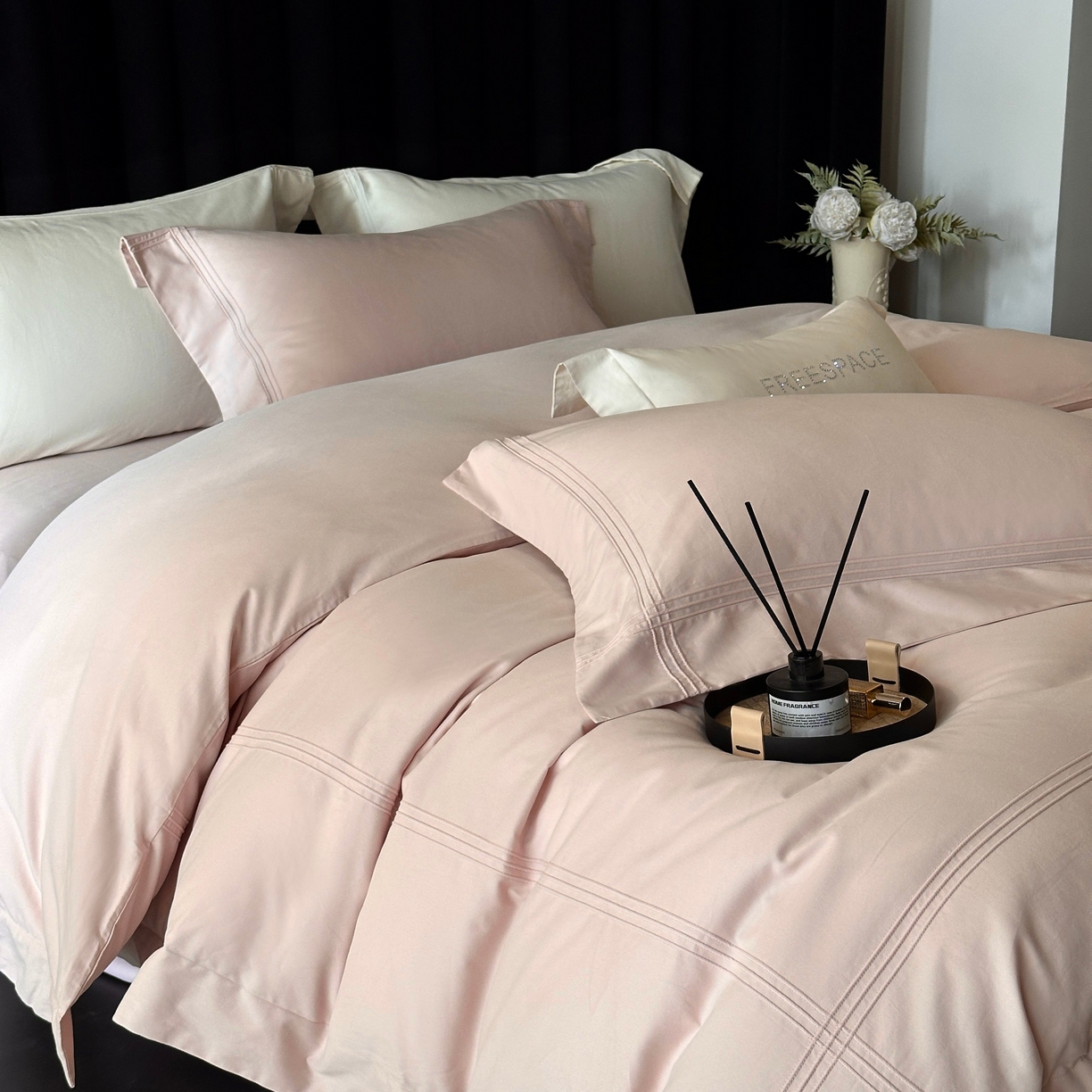 91家纺网 家纺一手货源 找家纺 时亿家居 2025秋冬新款简约100支长绒棉全棉纯棉磨毛四件套-波士顿 波士顿-雾粉