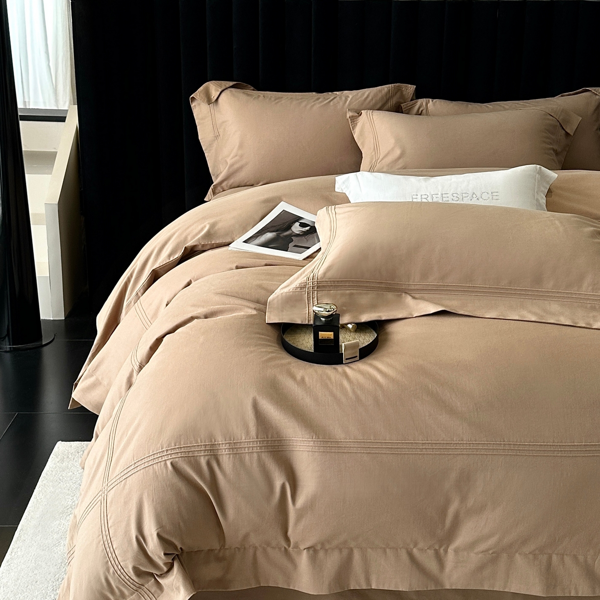 91家纺网 家纺一手货源 找家纺 时亿家居 2025秋冬新款简约100支长绒棉全棉纯棉磨毛四件套-波士顿 波士顿-咖色