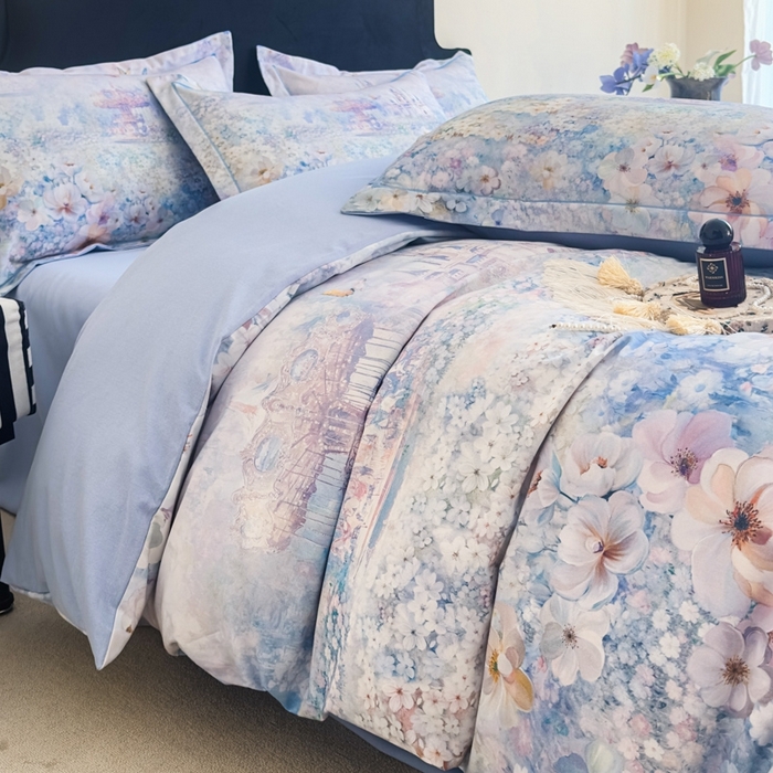 91家纺网 家纺一手货源 找家纺 喜四方 2025新款加厚全棉大版印花四件套 花园城堡-蓝