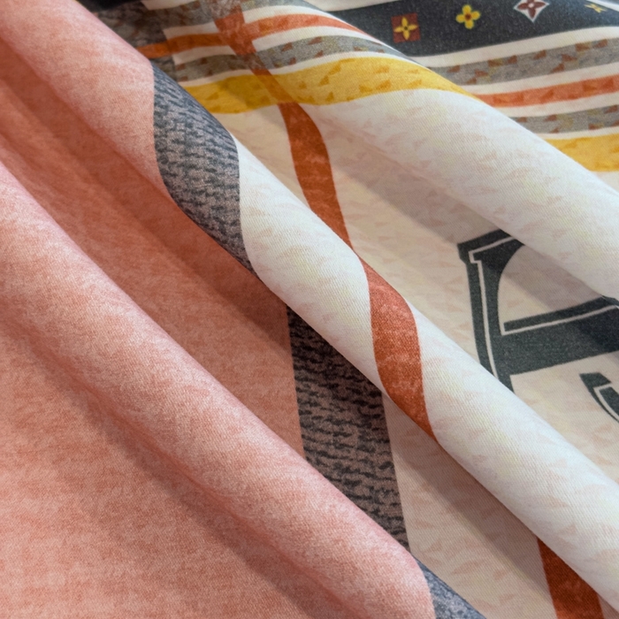 91家纺网 家纺一手货源 找家纺 喜四方 2025新款加厚全棉大版印花四件套 秋日摩卡粉