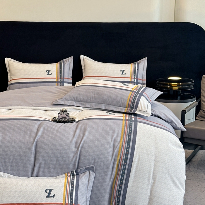 91家纺网 家纺一手货源 找家纺 喜四方 2025新款加厚全棉大版印花四件套 秋日摩卡灰