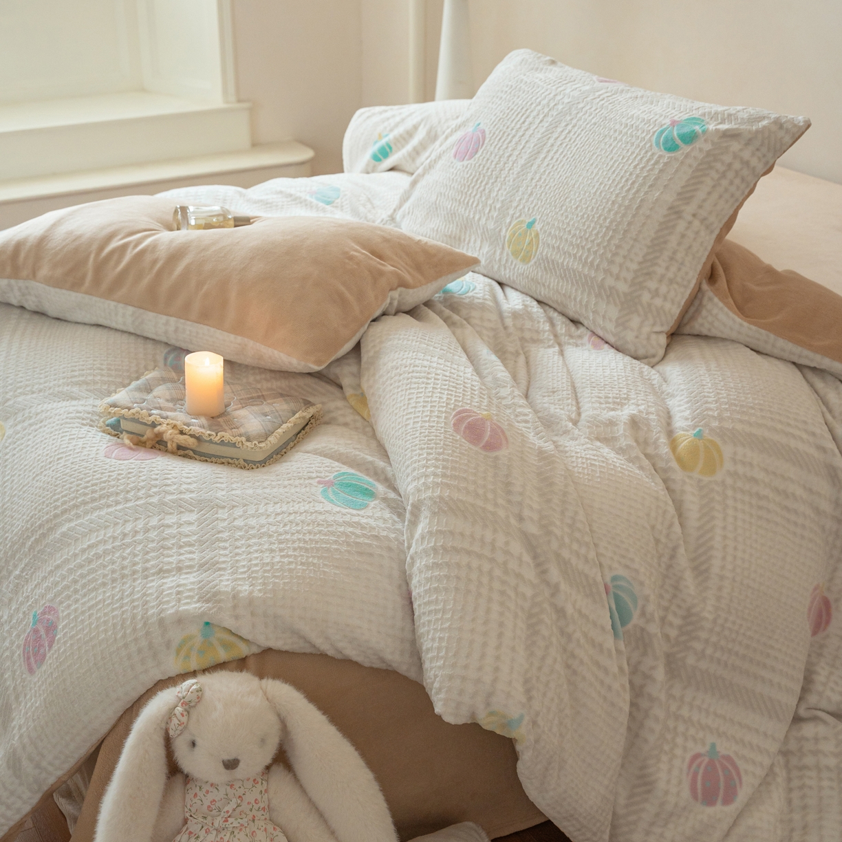 91家纺网 家纺一手货源 找家纺 （总）华超针织 2025新款 雕花牛奶绒四件套-南瓜派对