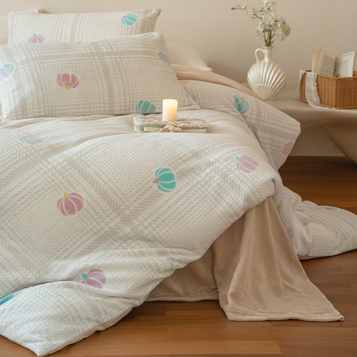 91家纺网 家纺一手货源 找家纺 （总）华超针织 2025新款 雕花牛奶绒四件套-南瓜派对