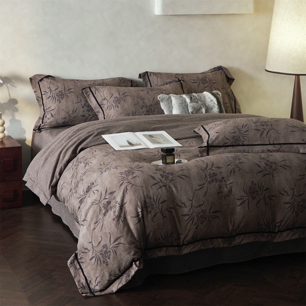 91家纺网 家纺一手货源 找家纺 优悦生活馆 2025新款高克重原麻印花四件套 玉茗