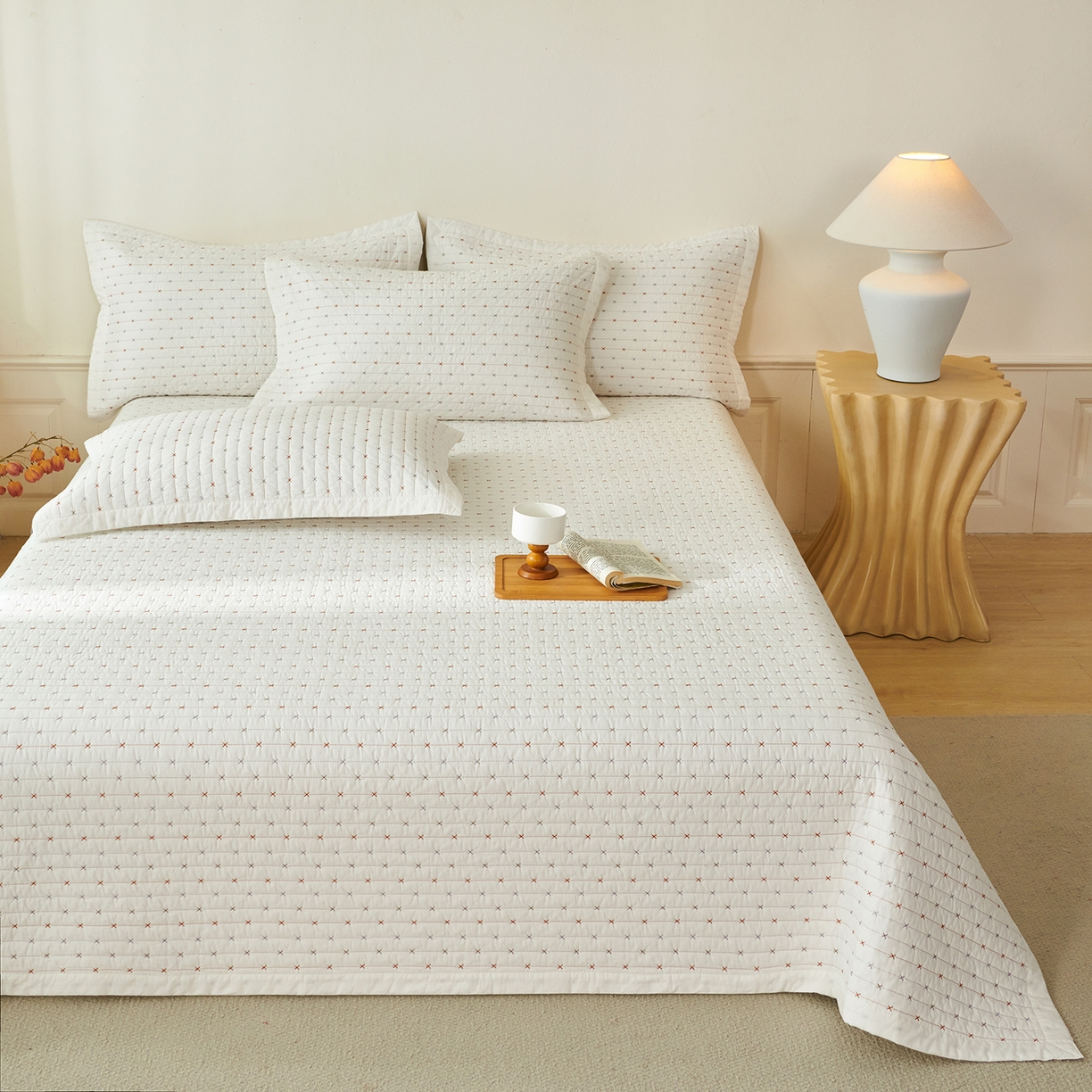 91家纺网 家纺一手货源 找家纺 （总）莎果家纺 2025新款米粒绣系列双面纯棉60支平纹床盖（上架此商品联系莎果）