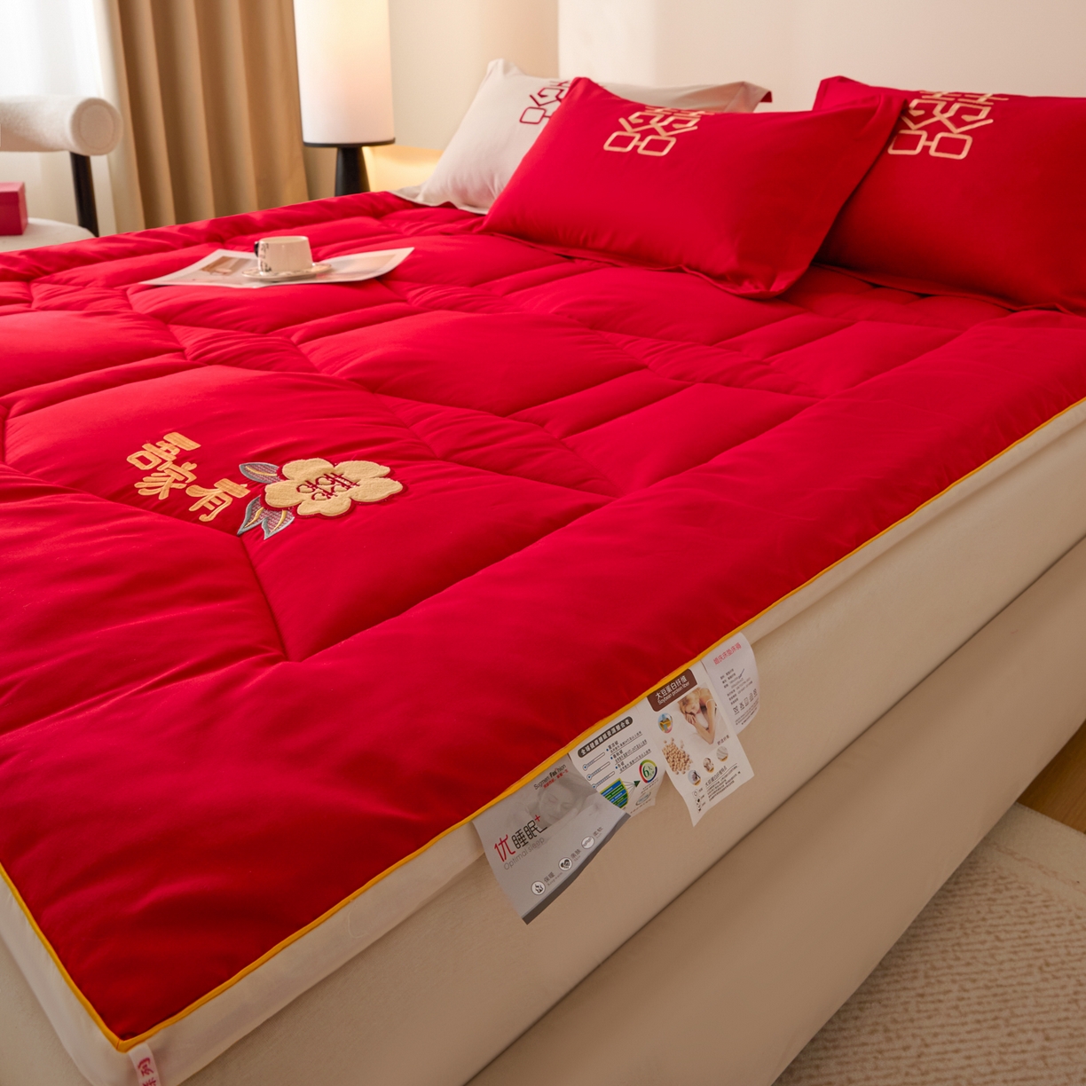 91家纺网 家纺一手货源 找家纺 （总）玉雅家纺 2025新款立体婚庆绣花大豆床垫床褥加厚垫被