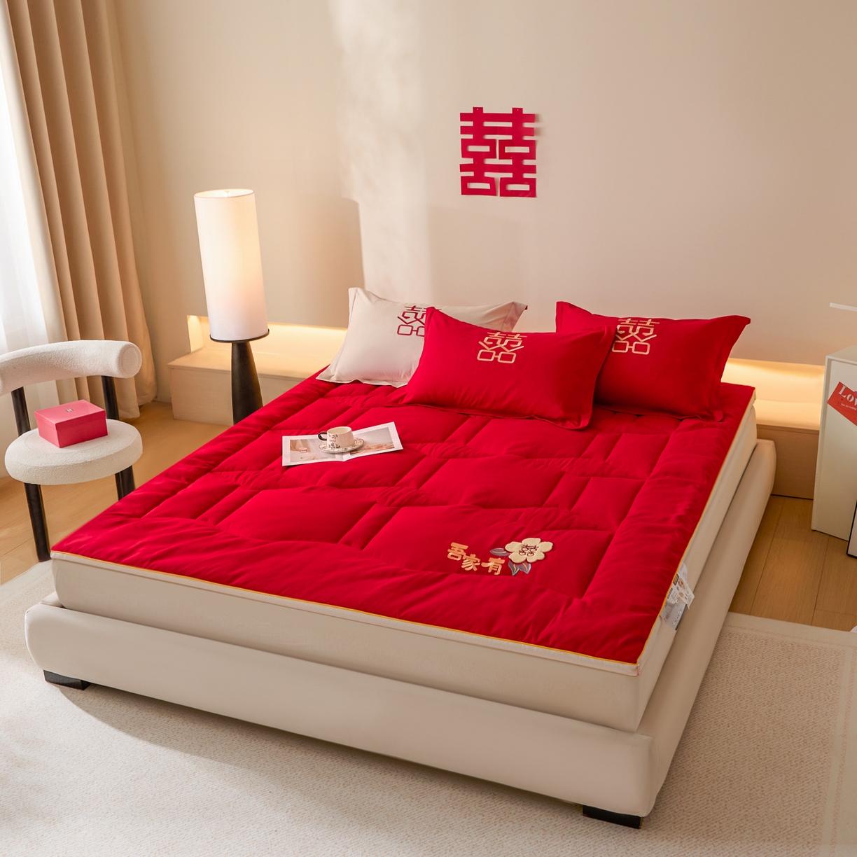 91家纺网 家纺一手货源 找家纺 （总）玉雅家纺 2025新款立体婚庆绣花大豆床垫床褥加厚垫被