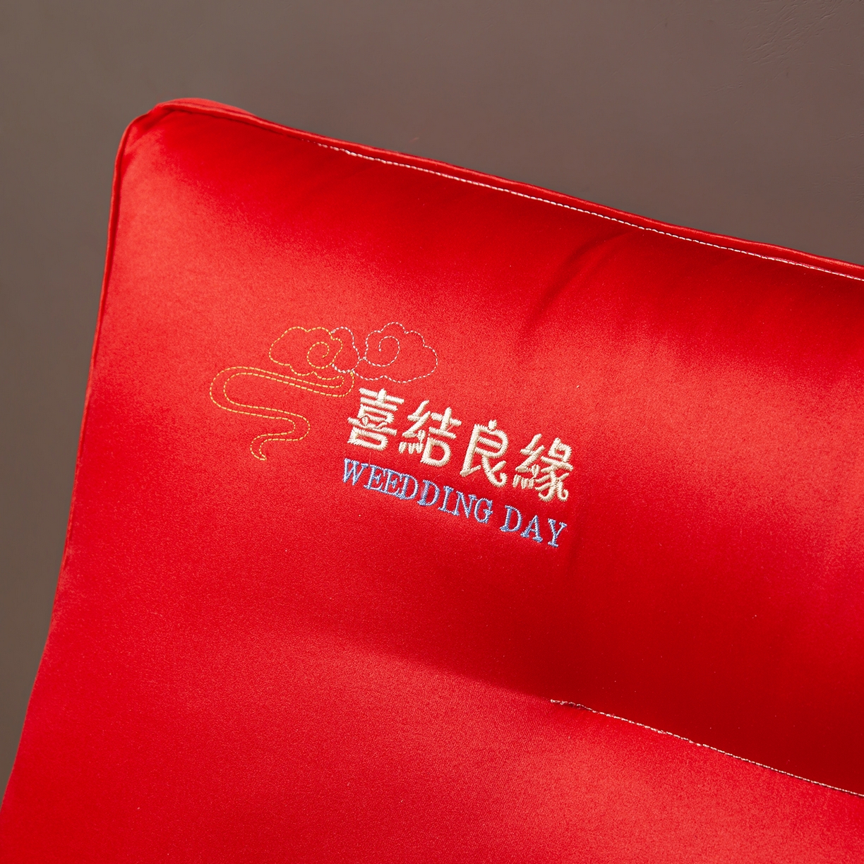 91家纺网 家纺一手货源 找家纺 （总）芯宜佳 2025新款全棉婚庆护颈枕枕头枕芯