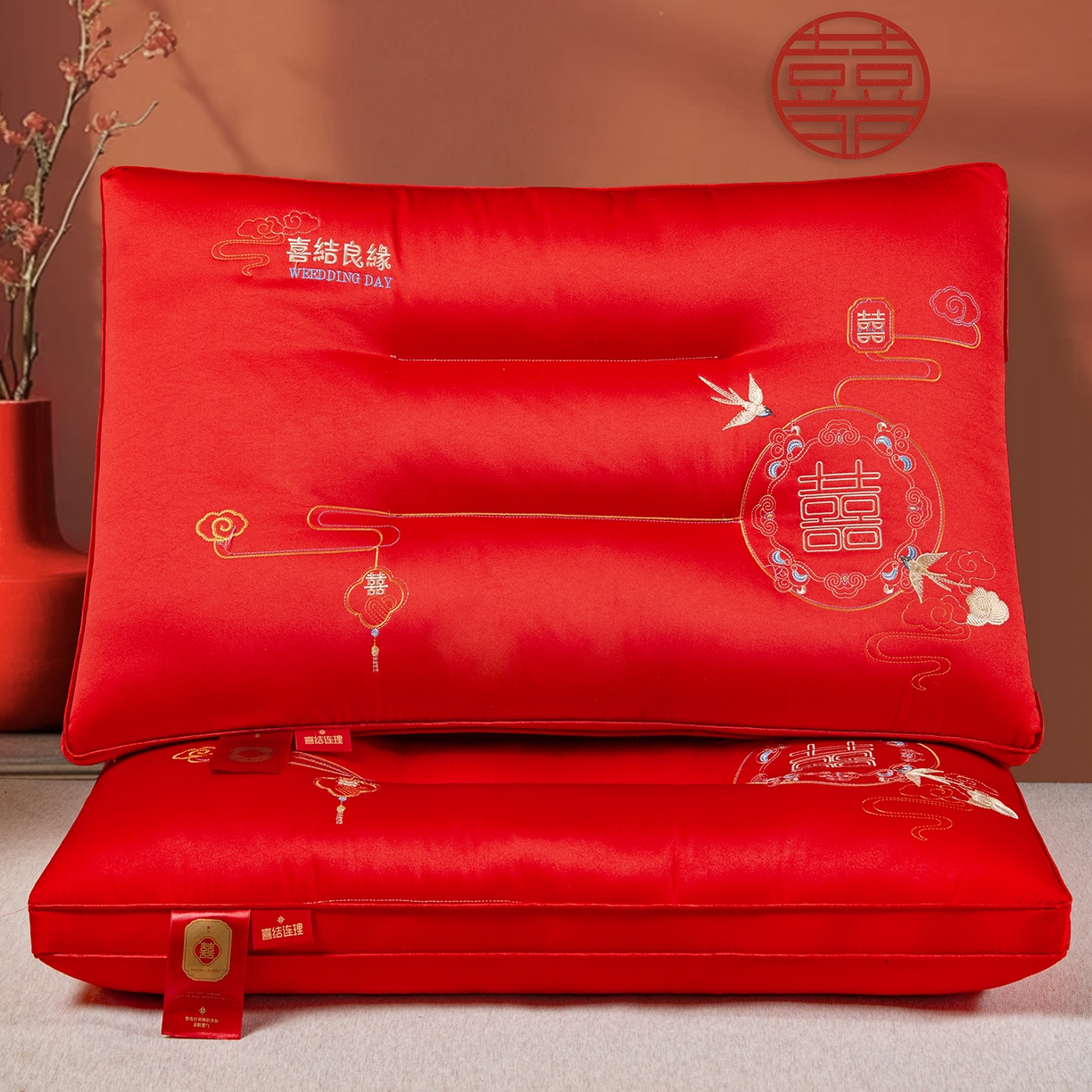 91家纺网 家纺一手货源 找家纺 芯宜佳 2025新款全棉婚庆护颈枕枕头枕芯 花田喜事