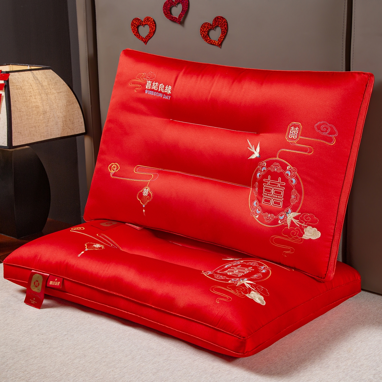 91家纺网 家纺一手货源 找家纺 芯宜佳 2025新款全棉婚庆护颈枕枕头枕芯 花田喜事