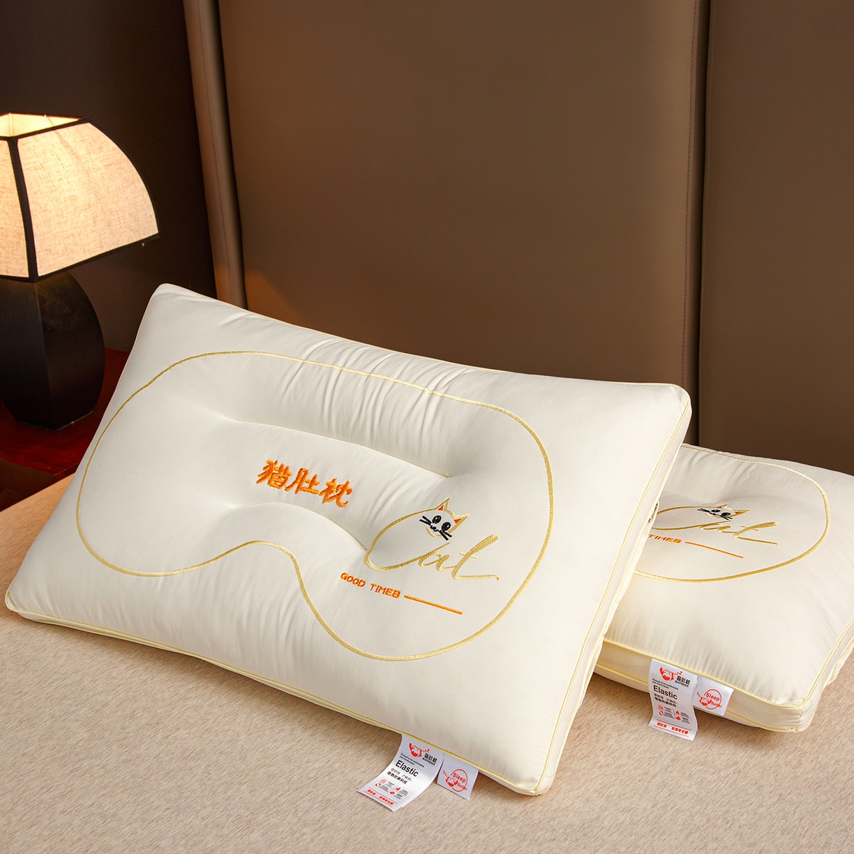 91家纺网 家纺一手货源 找家纺 织布人 2025新款枕芯亲肤磨绒舒颈猫肚枕芯学生宿舍成人家用护颈助眠枕头 舒颈猫肚枕-白色