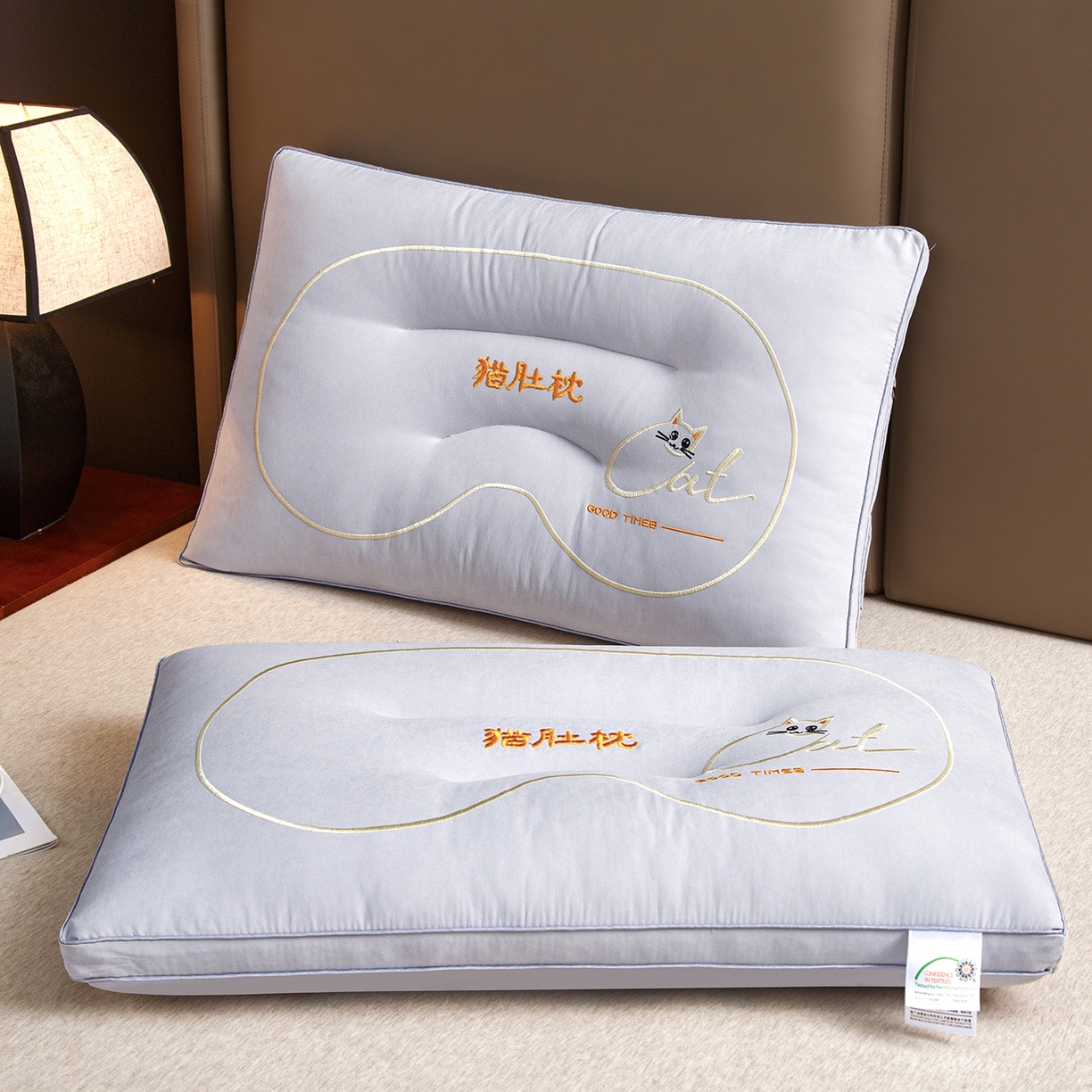 91家纺网 家纺一手货源 找家纺 织布人 2025新款枕芯亲肤磨绒舒颈猫肚枕芯学生宿舍成人家用护颈助眠枕头 舒颈猫肚枕-灰色