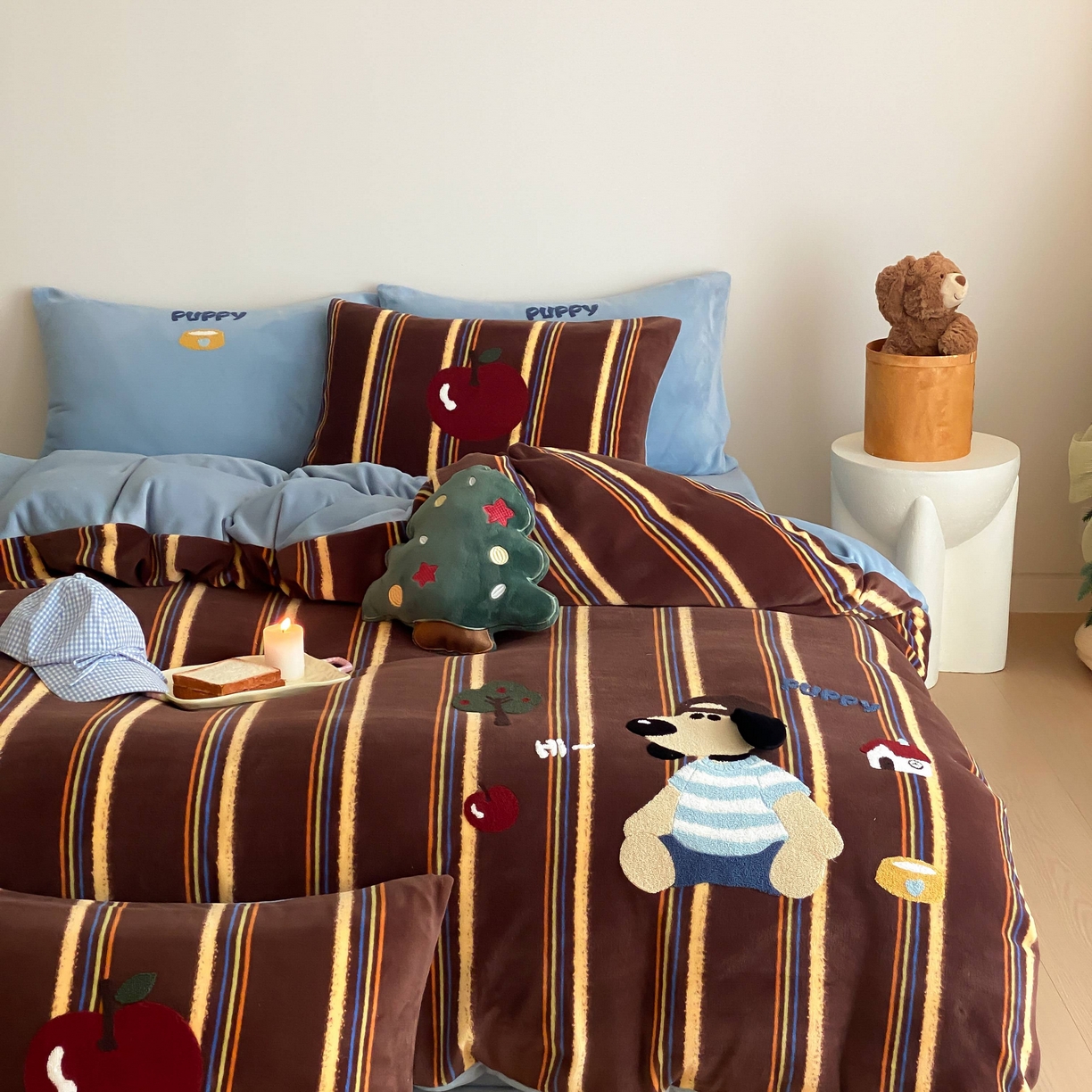 91家纺网 家纺一手货源 找家纺 （总）星野 2025新款高克重牛奶绒毛巾绣立体耳朵四件套-小豆包