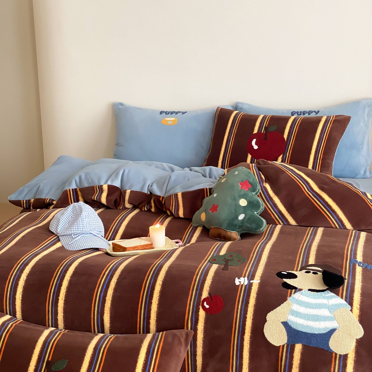 91家纺网 家纺一手货源 找家纺 （总）星野 2025新款高克重牛奶绒毛巾绣立体耳朵四件套-小豆包