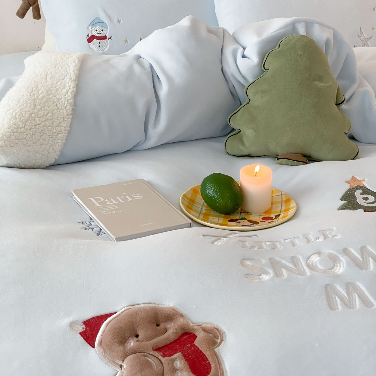 91家纺网 家纺一手货源 找家纺 （总）星野 2025新款高克重牛奶绒贴布绣三羊羔拼接四件套-学宝