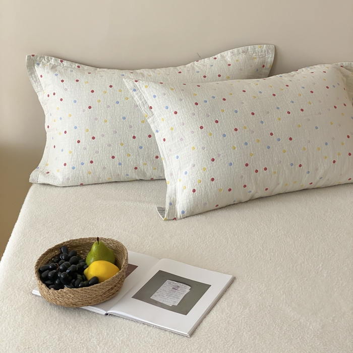 91家纺网 家纺一手货源 找家纺 麻依 2025新款安心棉枕套四层纱布枕套 彩虹点点