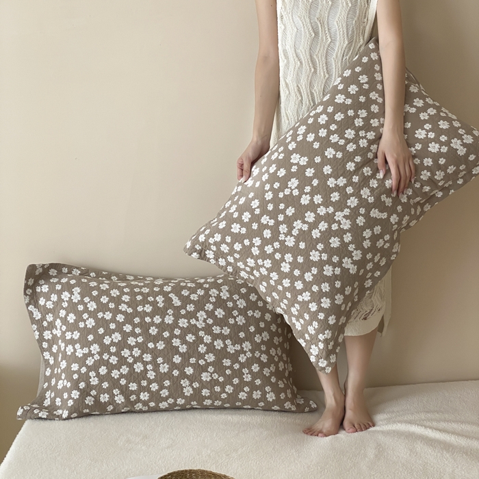 91家纺网 家纺一手货源 找家纺 麻依 2025新款安心棉枕套四层纱布枕套 梅屿-驼