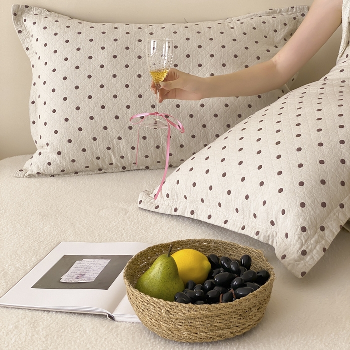 91家纺网 家纺一手货源 找家纺 麻依 2025新款安心棉枕套四层纱布枕套 小波点