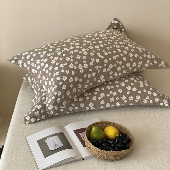 91家纺网 家纺一手货源 找家纺 麻依 2025新款安心棉枕套四层纱布枕套 梅屿-驼