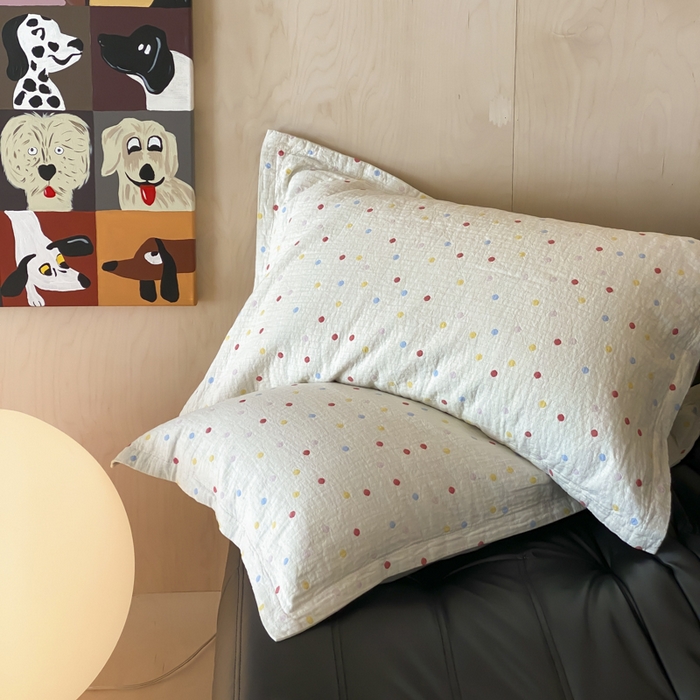 91家纺网 家纺一手货源 找家纺 麻依 2025新款安心棉枕套四层纱布枕套 彩虹点点