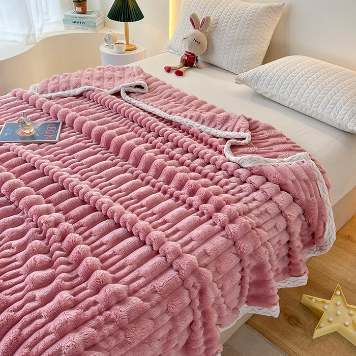 91家纺网 家纺一手货源 找家纺 yyds网供 2025新款超柔仿裘皮兔绒竹节绒毛毯高克重盖毯沙发毯冬季多功能绒毯子 竹节绒-豆沙粉