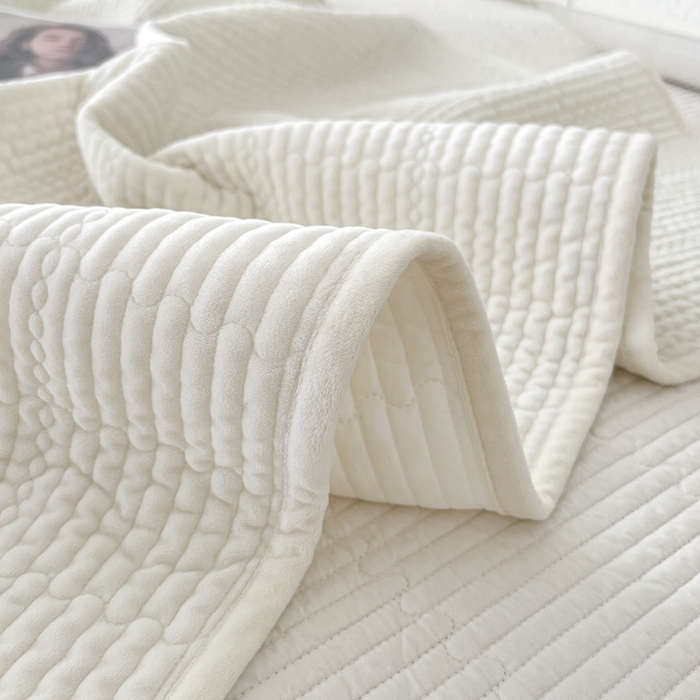 91家纺网 家纺一手货源 找家纺 （总）沐纯家居 2025新款婴儿绒天丝水洗床盖三件套-赫拉