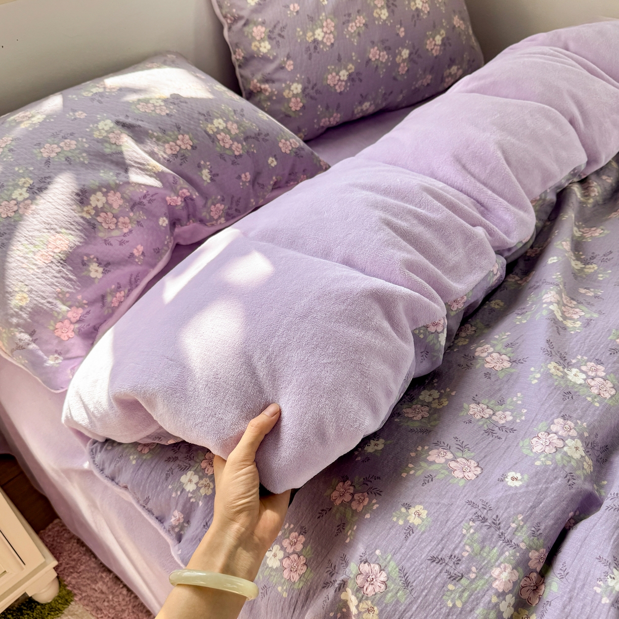 91家纺网 家纺一手货源 找家纺 多品家纺 2025新款云感双层纱高克重牛奶绒单被套 黛西紫