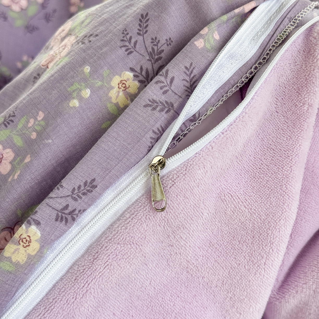 91家纺网 家纺一手货源 找家纺 多品家纺 2025新款云感双层纱高克重牛奶绒单被套 黛西紫