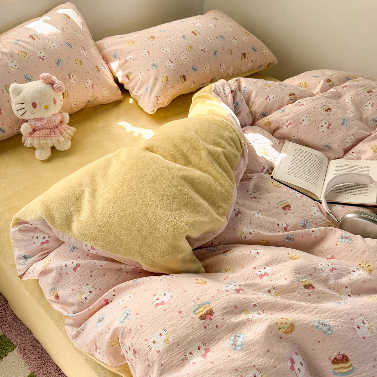 91家纺网 家纺一手货源 找家纺 多品家纺 2025新款云感双层纱高克重牛奶绒单被套 猫猫小姐