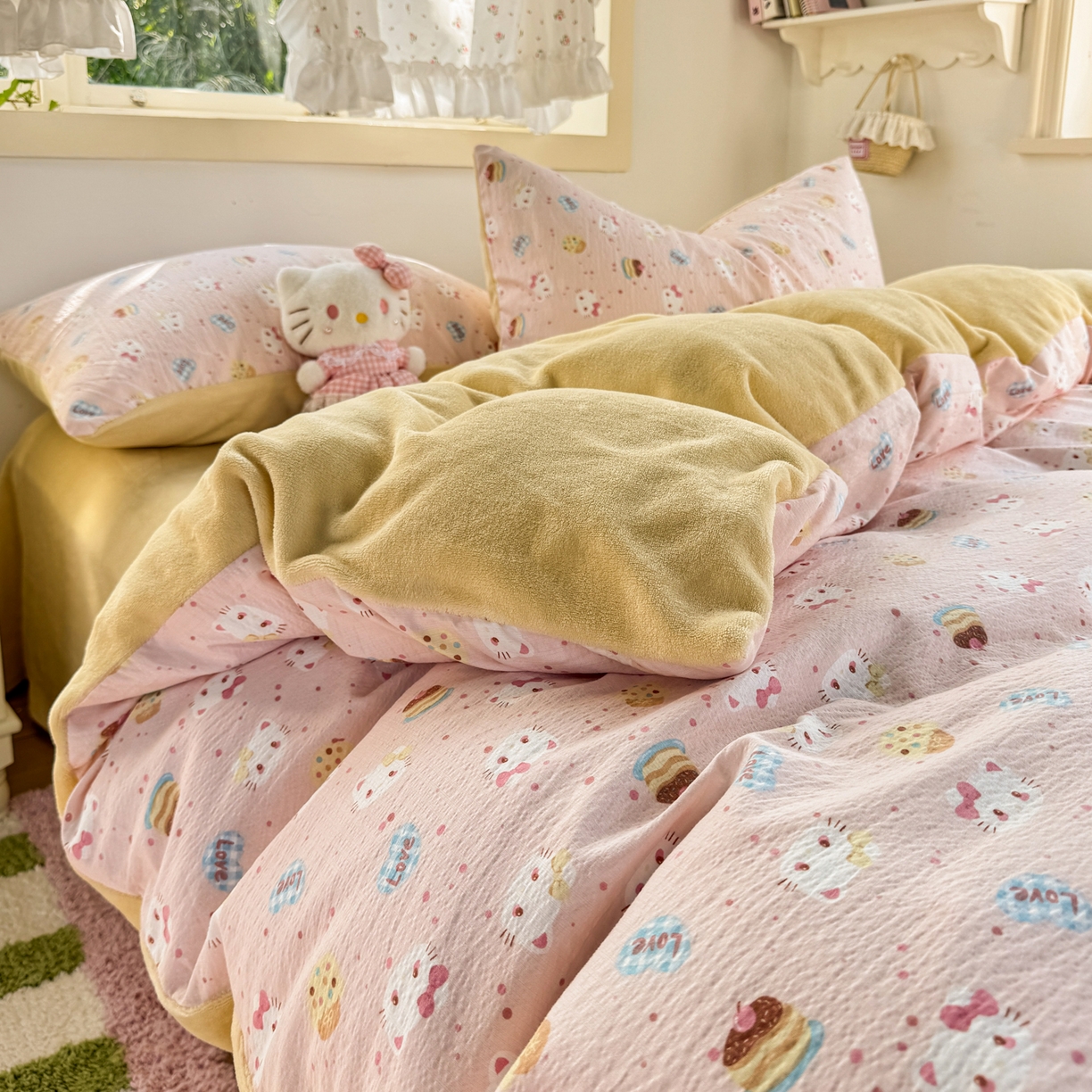 91家纺网 家纺一手货源 找家纺 多品家纺 2025新款云感双层纱高克重牛奶绒单被套 猫猫小姐