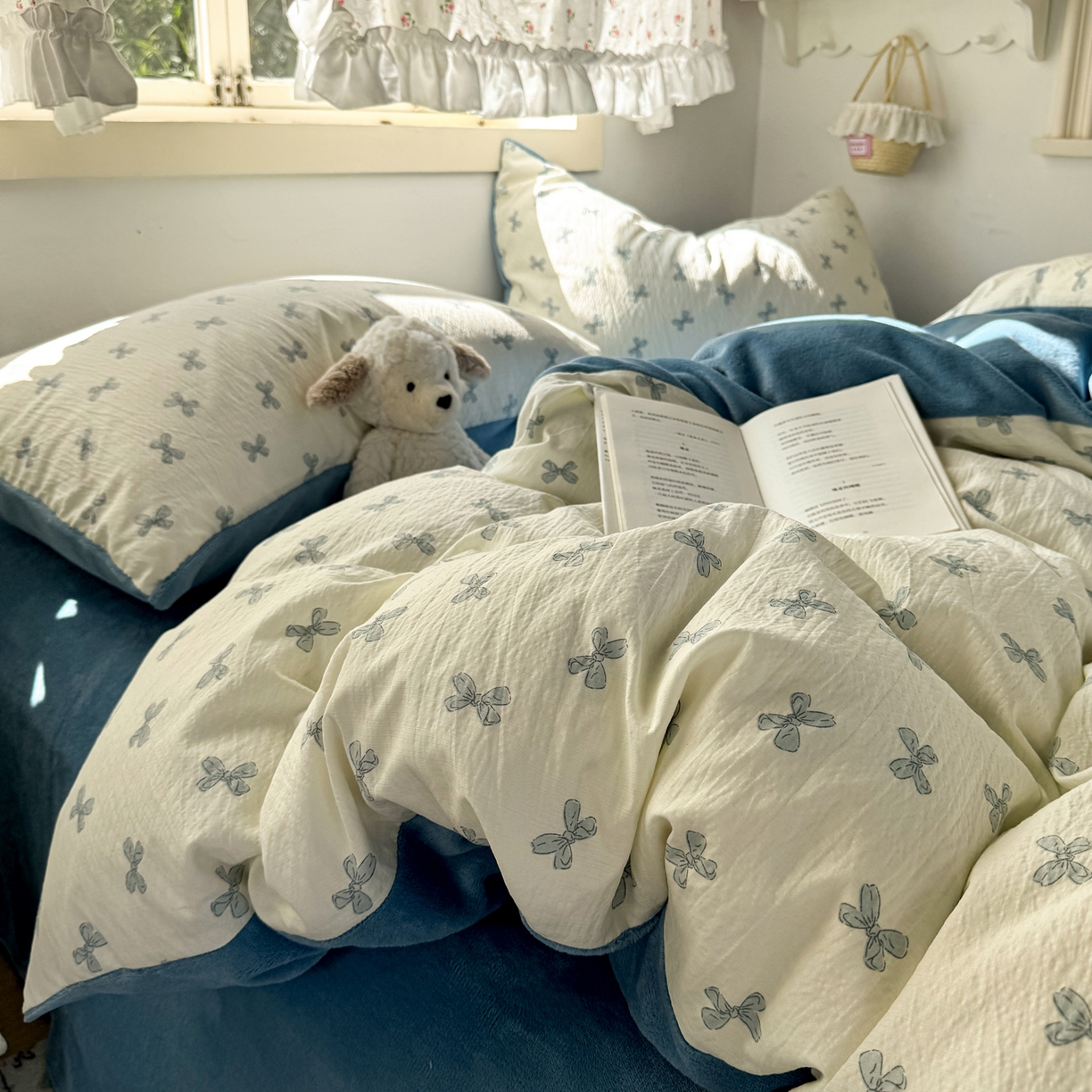 91家纺网 家纺一手货源 找家纺 多品家纺 2025新款云感双层纱高克重牛奶绒单被套 木兰蝶