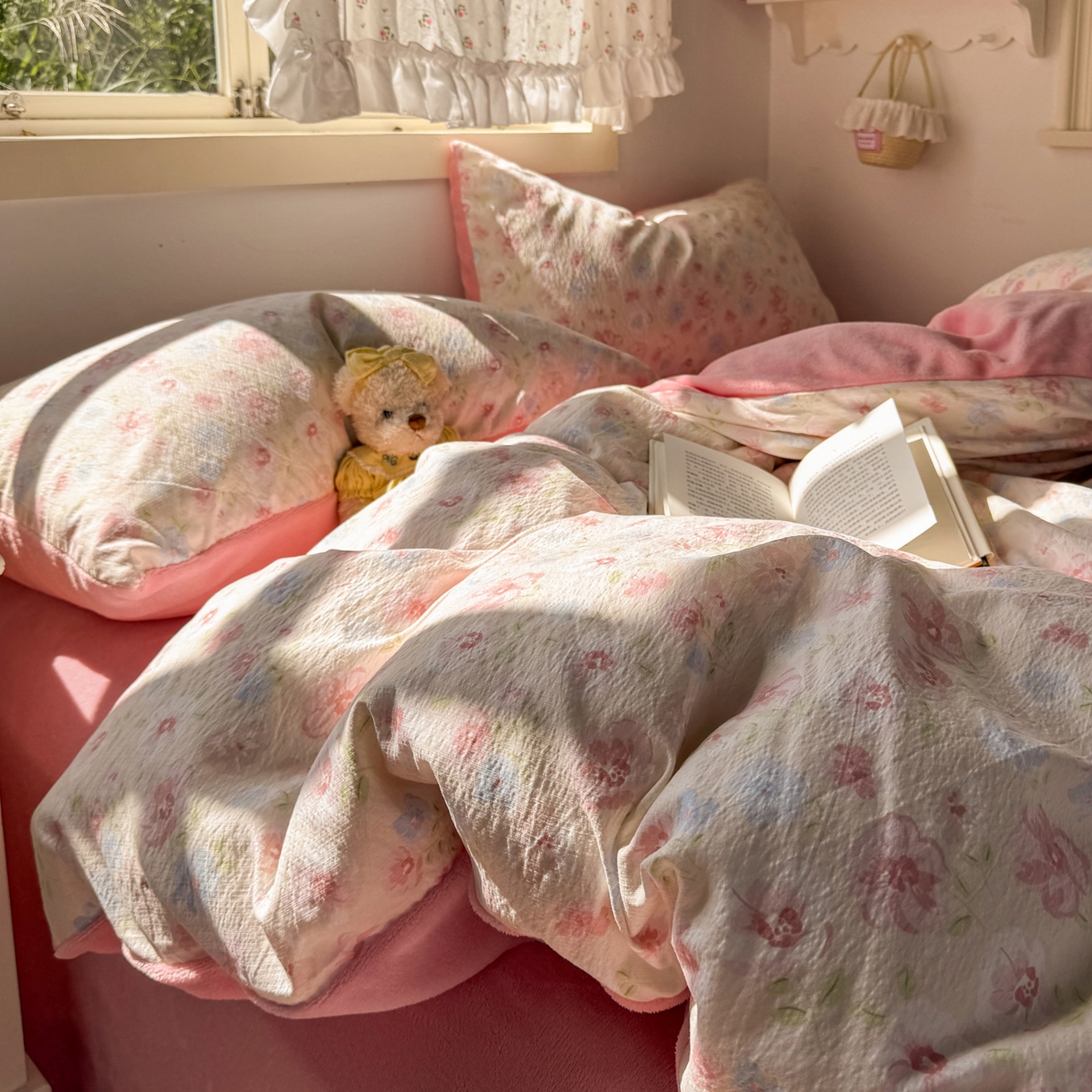 91家纺网 家纺一手货源 找家纺 多品家纺 2025新款云感双层纱高克重牛奶绒单被套 七里花香