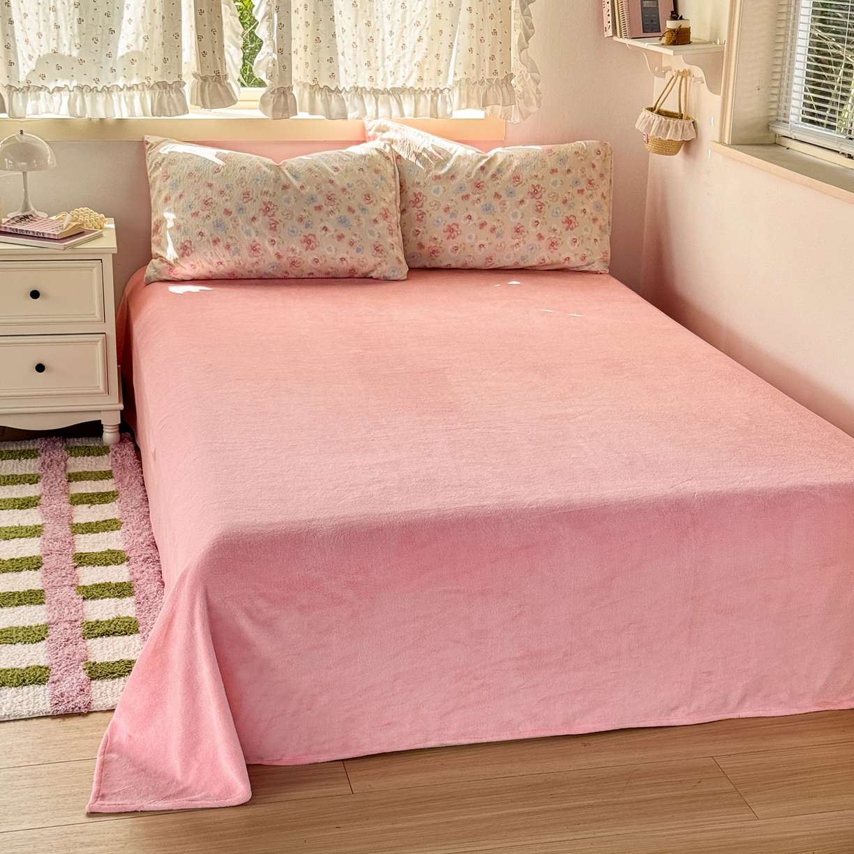 91家纺网 家纺一手货源 找家纺 多品家纺 2025新款云感双层纱高克重牛奶绒单被套 七里花香