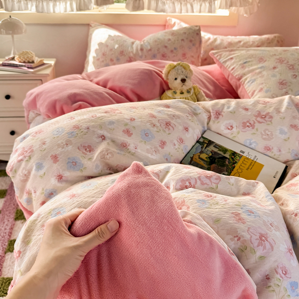 91家纺网 家纺一手货源 找家纺 多品家纺 2025新款云感双层纱高克重牛奶绒单被套 七里花香