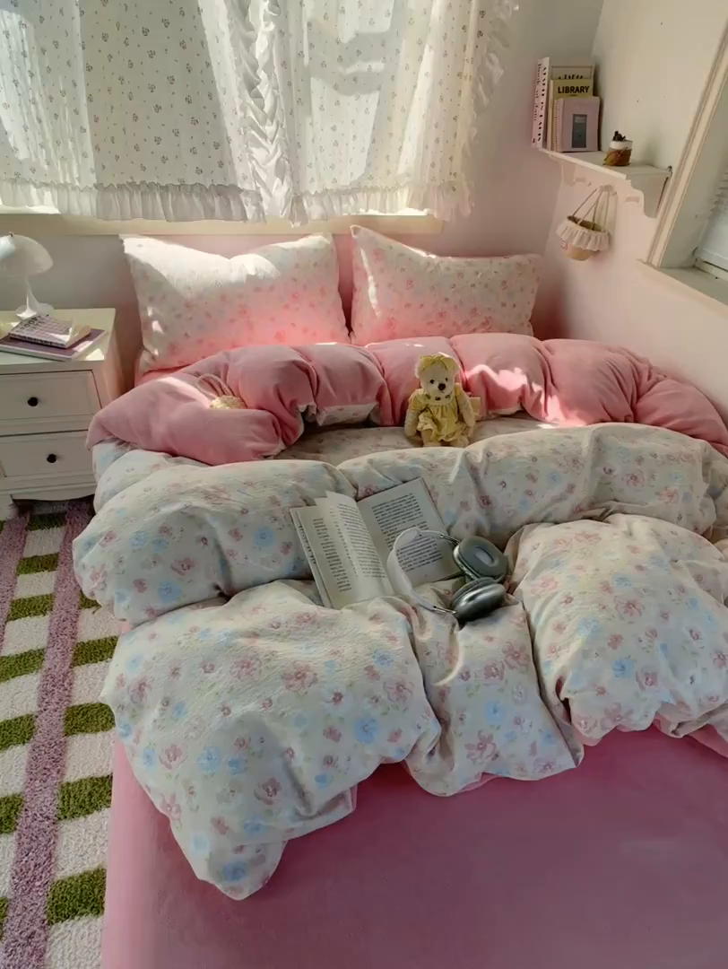 91家纺网 家纺一手货源 找家纺 多品家纺 2025新款云感双层纱高克重牛奶绒单被套 七里花香