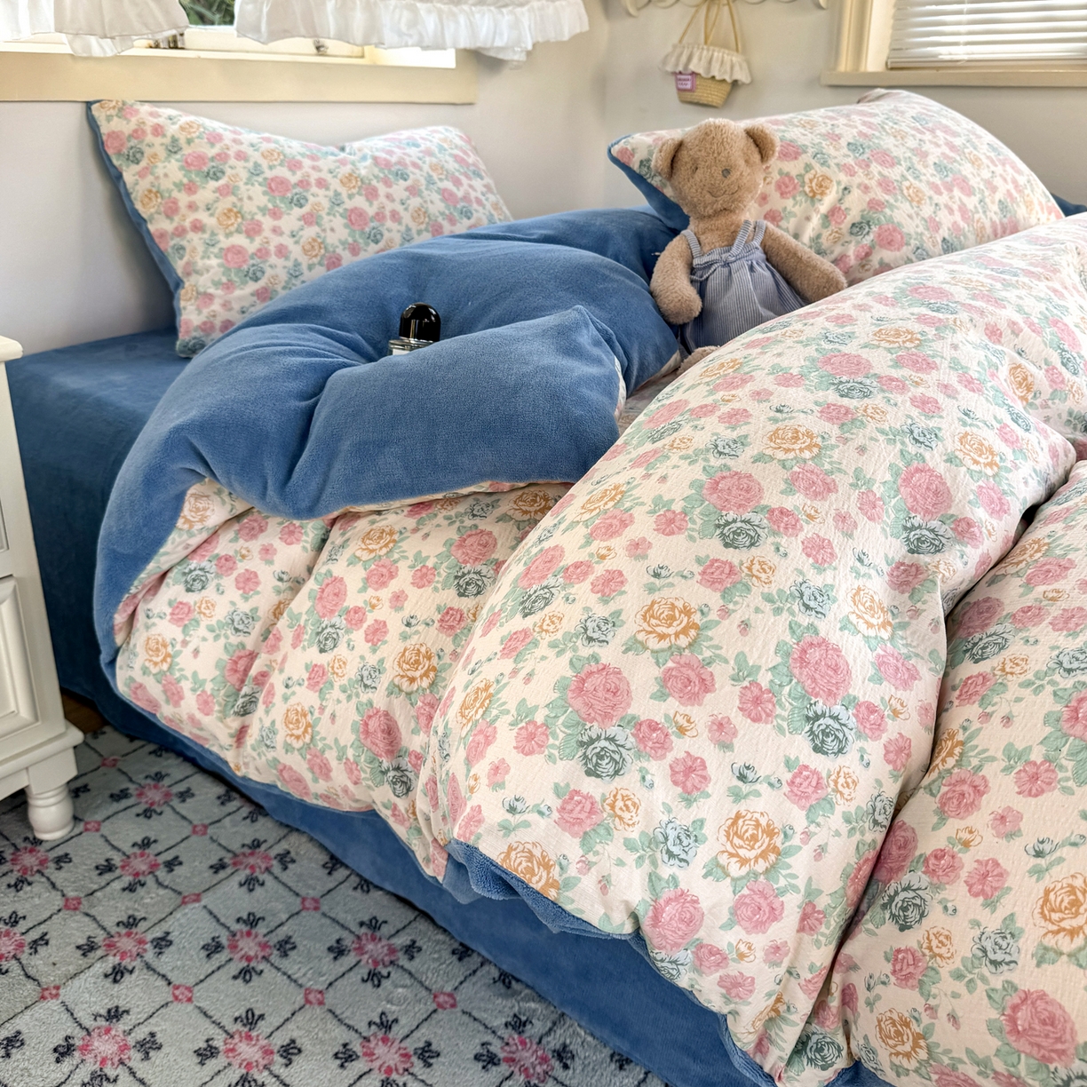 91家纺网 家纺一手货源 找家纺 多品家纺 2025新款云感双层纱高克重牛奶绒单被套 十里春风